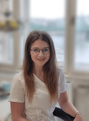 dr. Molnár Júlia fogorvos Harmónia Fogászat
